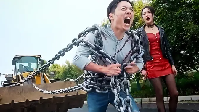 《通天圣主》全集免费高清短剧无广告在线播放|短剧·中国大陆·2023  第1张