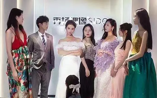 《顾少的实习小娇妻》全集免费高清短剧无广告在线播放|短剧·中国大陆·2023  第1张