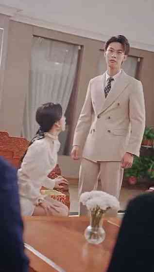 《翻墙逃婚萌妻休想逃》全集免费高清短剧无广告在线播放|短剧·中国大陆·2024  第1张